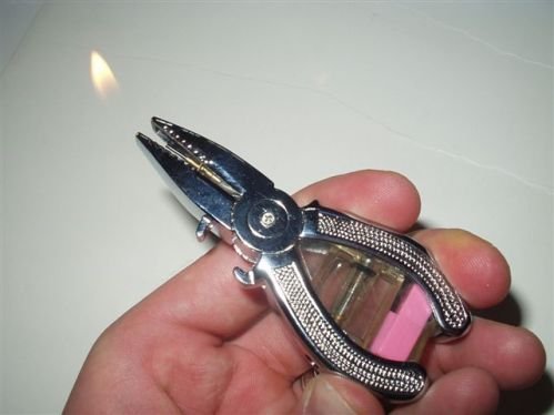 COLLECTIBLE CIGARETTE LIGHTER PLIER TOOL SHAPED "HOT"