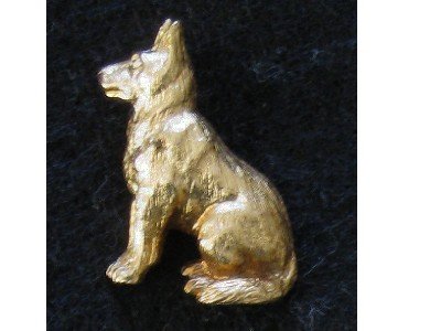 Gold tone Dog Pin, German Shepherd, Hat or Lapel Tac
