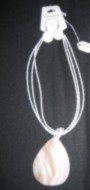 SHELL NECKLACE & EARRINGS