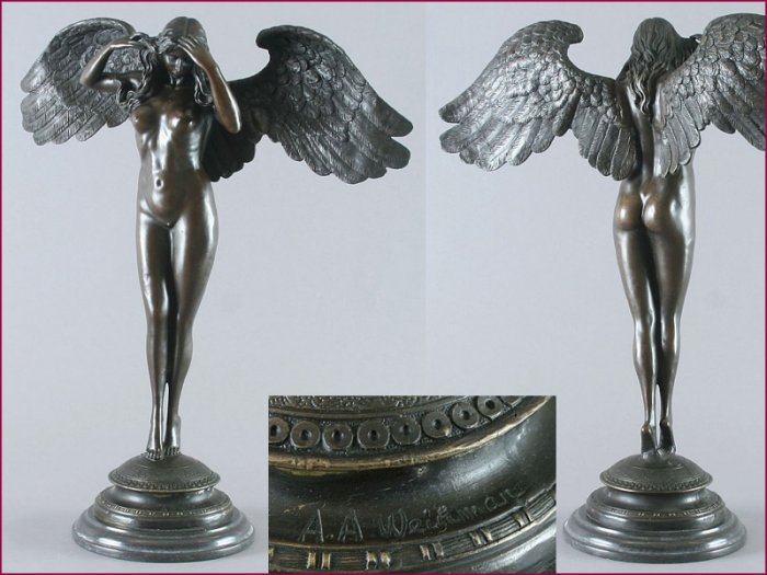 Art Deco Bronze Sculpture "Descending" visit: www.1900style.es