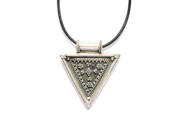 AQ014 Triangle Sterling Silver Pendant