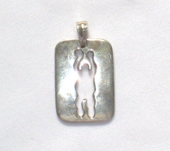 AQ018 Basketball Player Pendant in Sterling Silver
