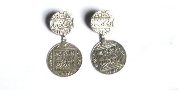 AQ057 Earrings in Sterling Silver