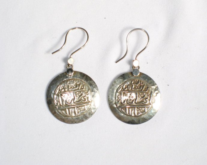 AQ065 Earrings in Sterling Silver