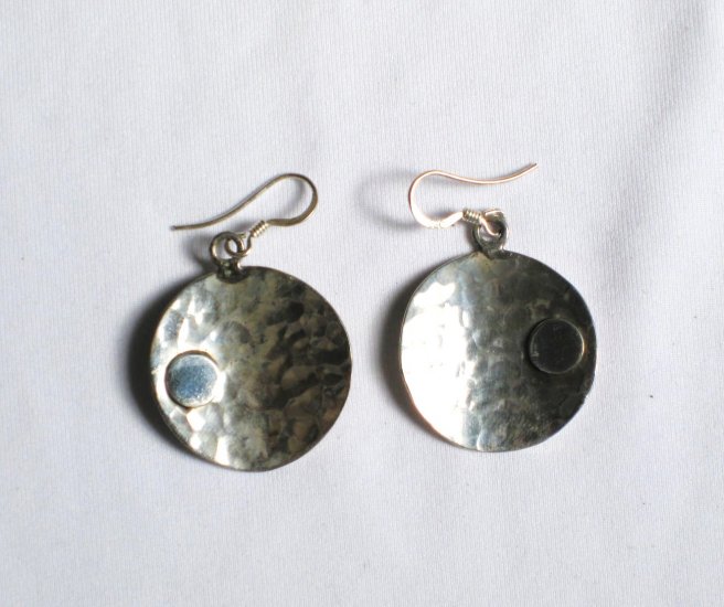 AQ066 Earrings in Sterling Silver