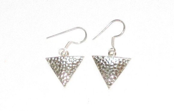 AQ096 Earrrings in Sterling Silver