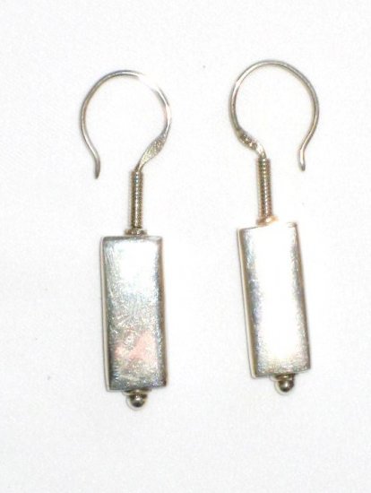 AQ098 Earrrings in Sterling Silver