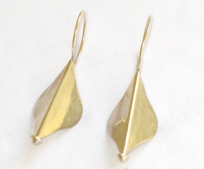 AQ125 Earrrings in Sterling Silver