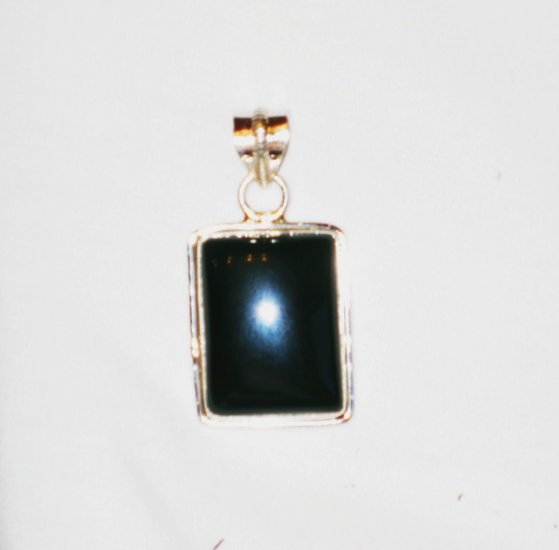 PN112 Onyx Pendant in Sterling Silver