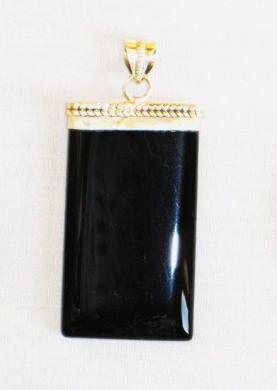 PN358 Onyx Pendant in Sterling Silver