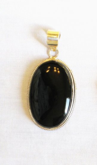 PN359 Onyx Pendant in Sterling Silver