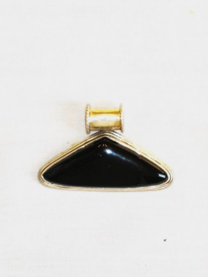 PN364 Onyx Pendant in Sterling Silver