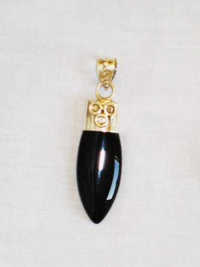 PN368 Onyx Pendant in Sterling Silver
