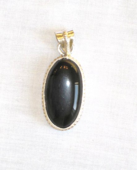 PN375 Onyx Pendant in Sterling Silver