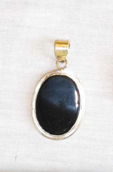 PN376 Onyx Pendant in Sterling Silver