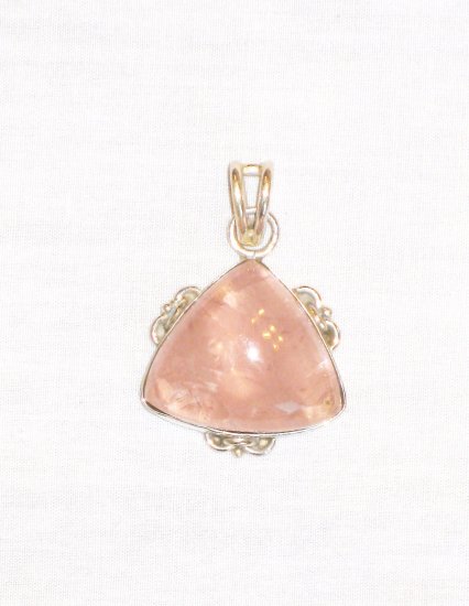 PN491 Rose Quartz Pendant in Sterling Silver