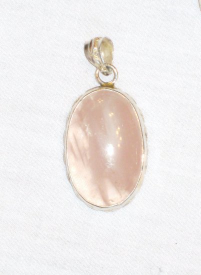 PN492 Rose Quartz Pendant in Sterling Silver