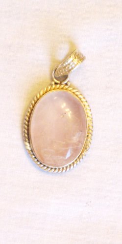 PN498 Rose Quartz Pendant in Sterling Silver