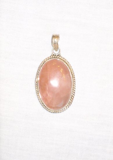 PN504 Rose Quartz Pendant in Sterling Silver