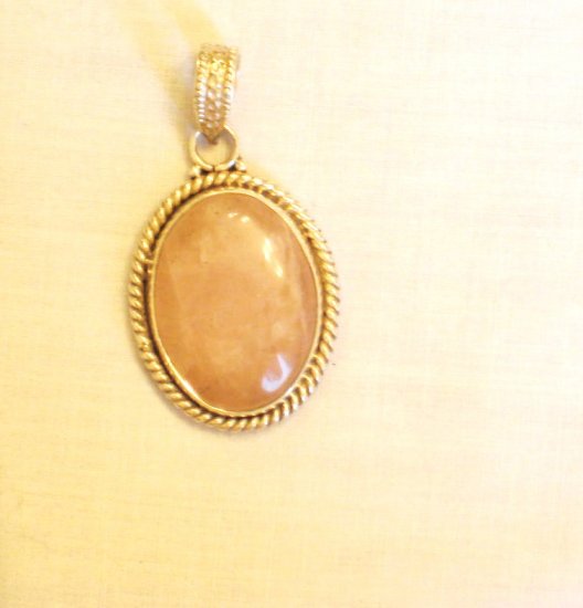 PN514 Rose Quartz Pendant in Sterling Silver