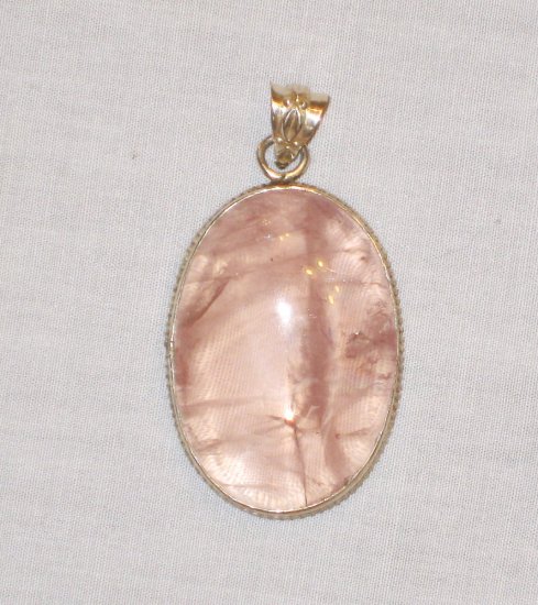 PN526 Rose Quartz Pendant in Sterling Silver