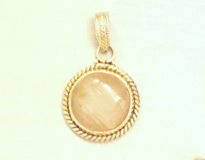 PN530 Rose Quartz Pendant in Sterling Silver