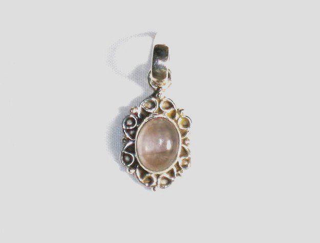 PN170 Rose Quartz Pendant in Sterling Silver