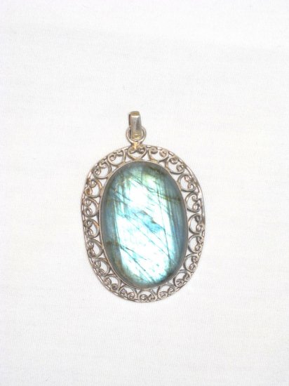 PN094 Labradorite Pendant in Sterling Silver