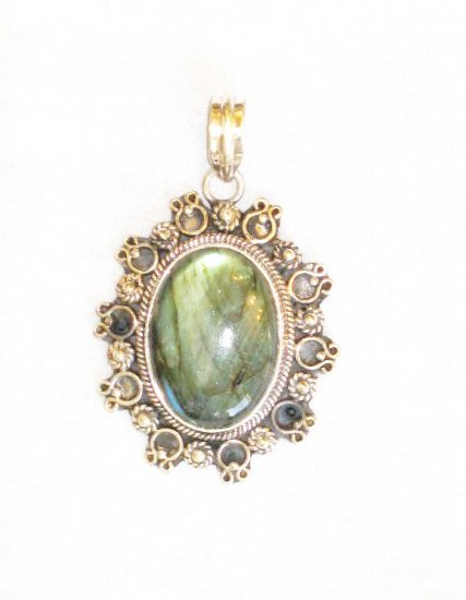 PN450 Labradorite Pendant in Sterling Silver