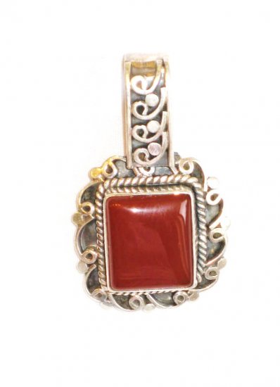PN069 Carnelian Pendant in Sterling Silver