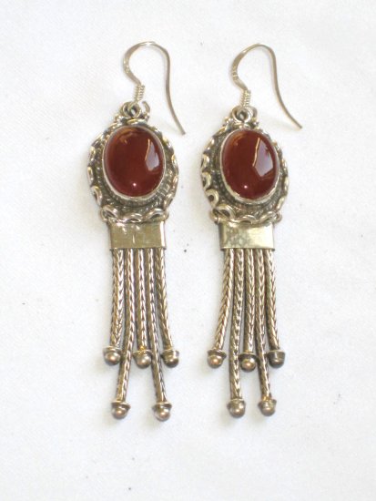 ER009 Garnet Earrings set in sterling silver
