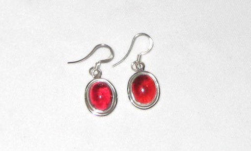 ER033 Garnet Earrings set in sterling silver