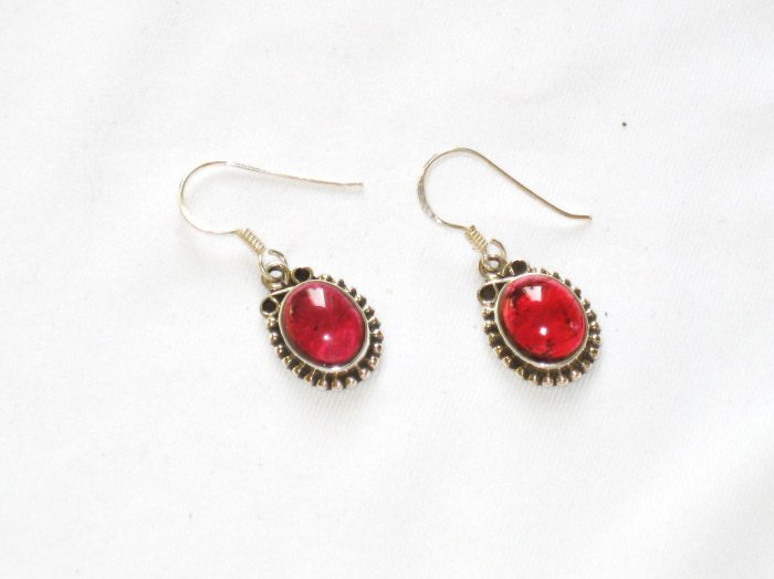 ER098 Garnet Earrings set in sterling silver