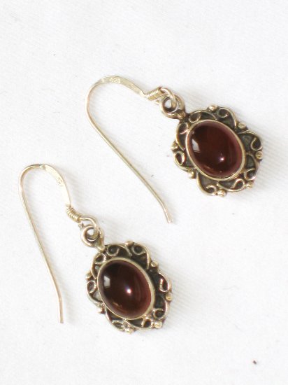 ER101 Garnet Earrings set in sterling silver