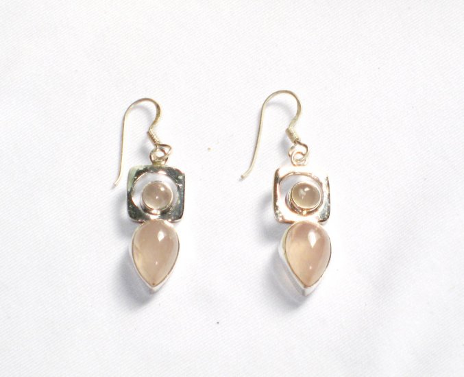 ER050 Rose Quartz Earrings set in sterling silver