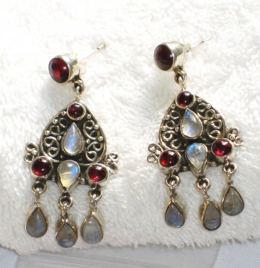 ER069 Cut Stone Moonstone and Garnet Earrings in Sterling Silver