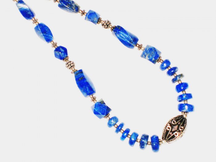 ST542 Lapis Lazuli Necklace in Sterling Silver