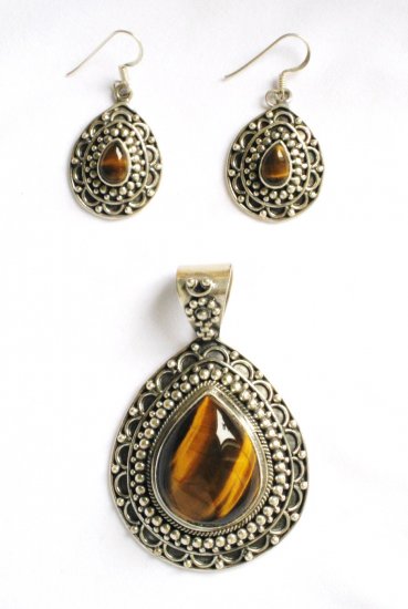 ER105 Tiger's Eye Pendant and Earrings Set in Sterling Silver