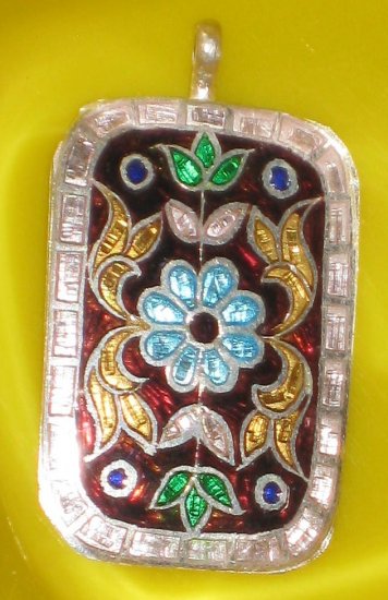 ST578 Enameled Pendant in Sterling Silver