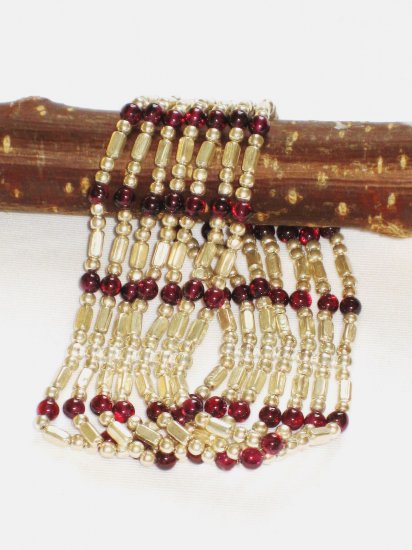 ST273 Garnet Bracelet in Sterling Silver