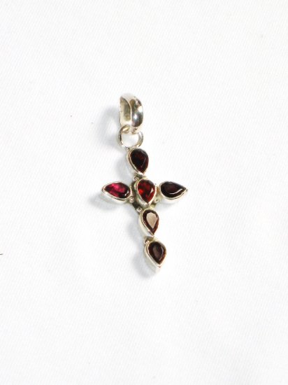 ST232 Garnet Cross Pendant in Sterling Silver