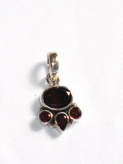 ST238 Garnet Pendant in Sterling Silver