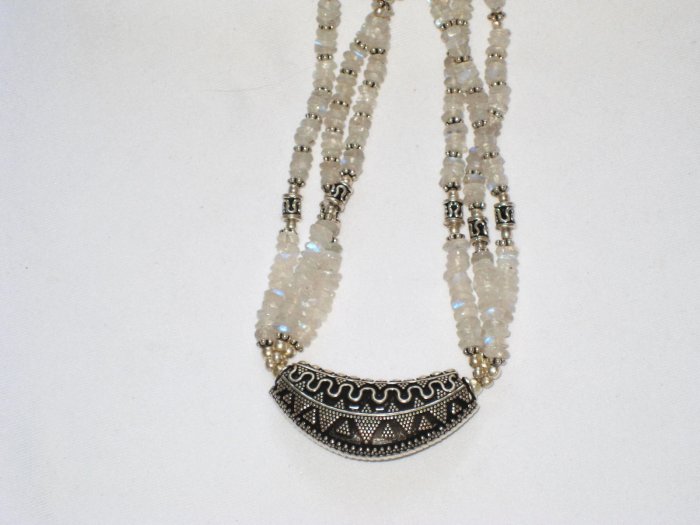 ST113 Moonstone Necklace in Sterling Silver