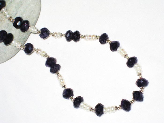 ST441 Amethyst Necklace in Sterling Silver