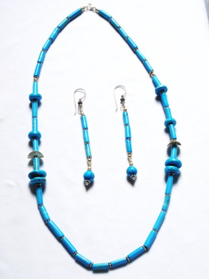 ST191 Turquoise Necklace and Earrings Set in Sterling Silver