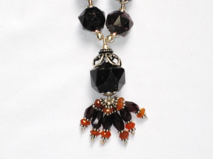ST032 Onyx Necklace in Sterling Silver