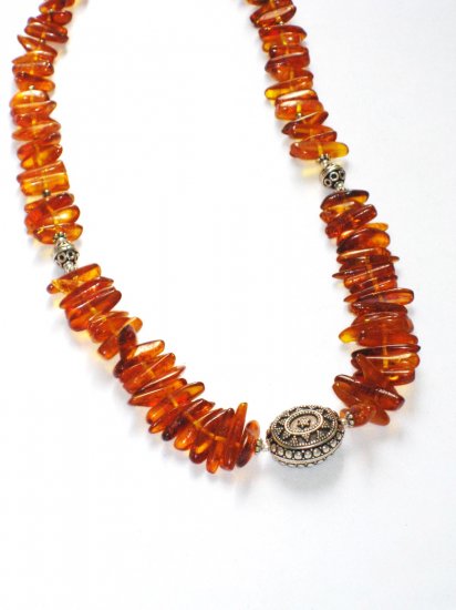ST057 Amber Necklace in Sterling Silver