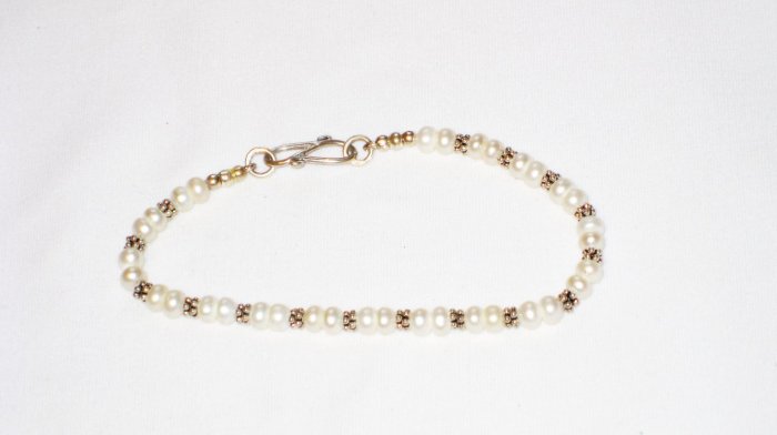 ST171 Pearl Bracelet in Sterling Silver