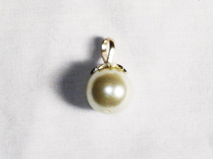 PN254 Pearl Pendant in Sterling Silver