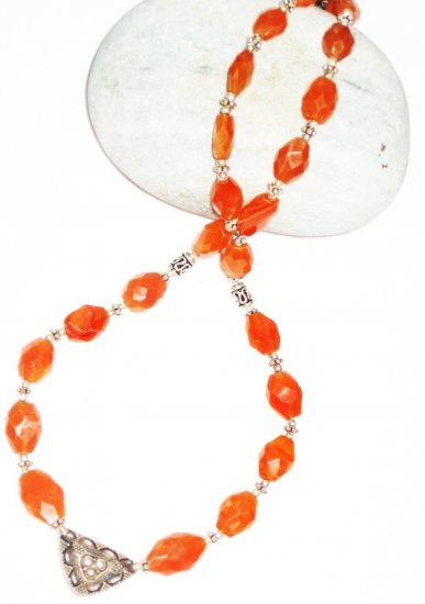 ST439 Carnelian Necklace in Sterling Silver